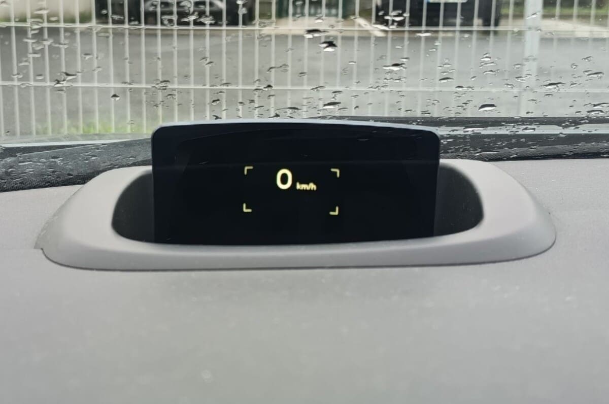 afficheur tete haute peugeot 508 close